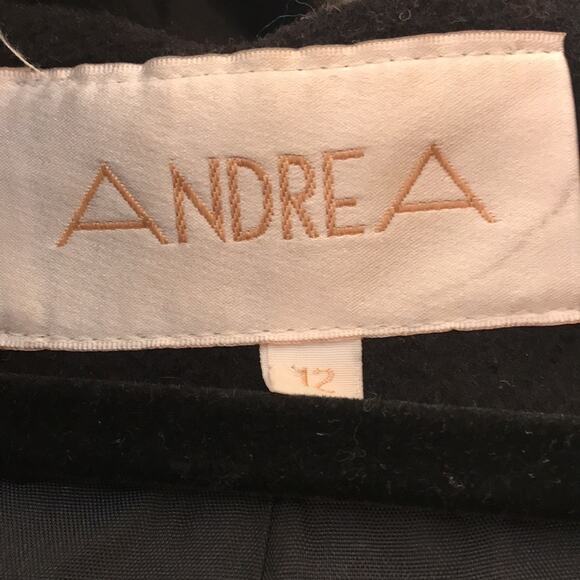 Vintage Glam Andrea Wool Maxi Coat with Fox Fur Collar. 12 - Picture 3 of 15